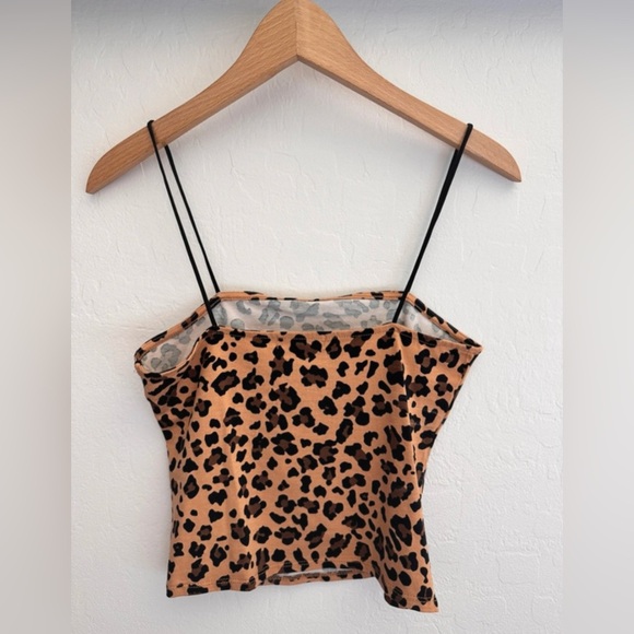 Heart & Hips Leopard Print Spaghetti Strap Crop Top Size S - Picture 5 of 7